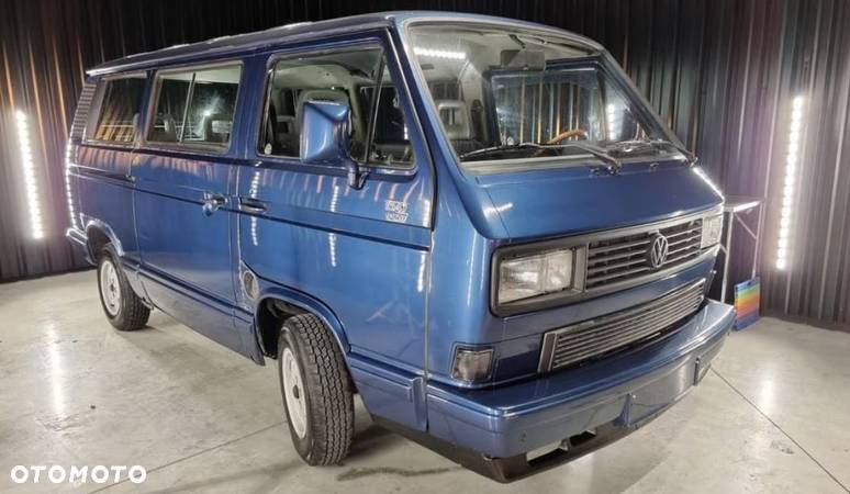 Volkswagen Multivan - 2