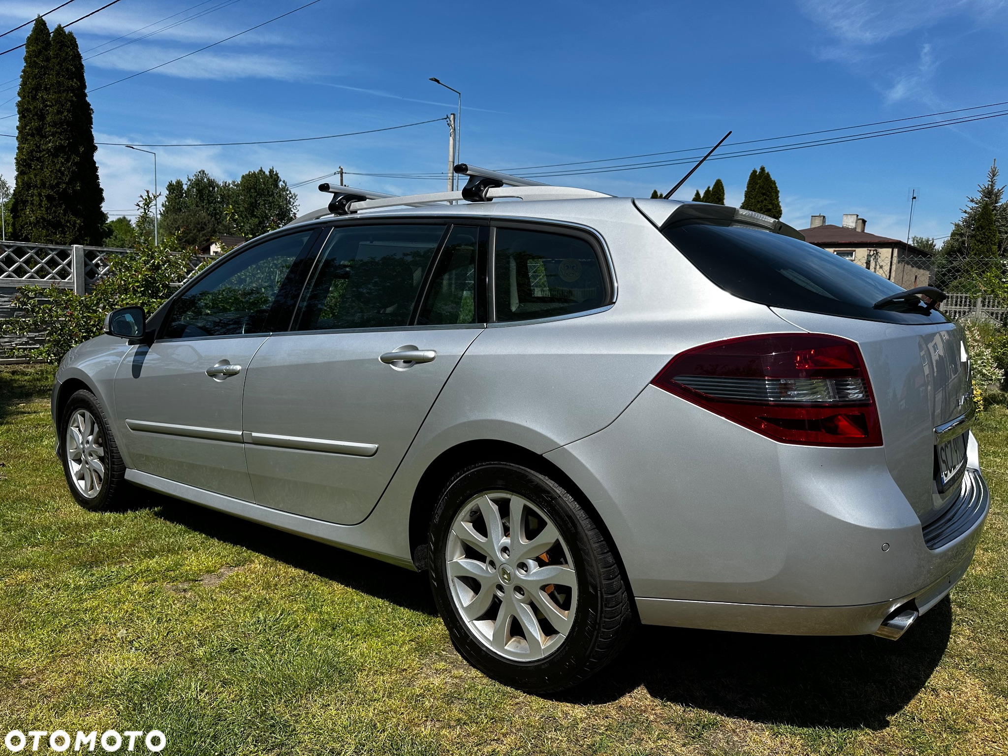 Renault Laguna dCi 150 FAP Start-Stop Dynamique - 2