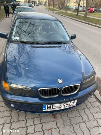 BMW Seria 3 318d - 10