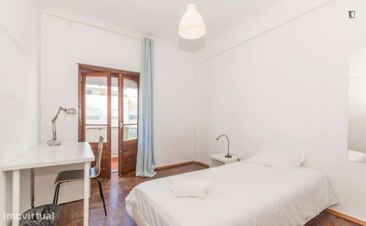 Apartamento com 3 quartos - localizado em Setubal - Grande imagem: 5/6