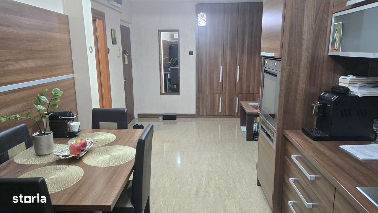 Vand apartament de 3 camere decomandat in Deva, zona Maresal Averescu - Imagine principală: 3/15