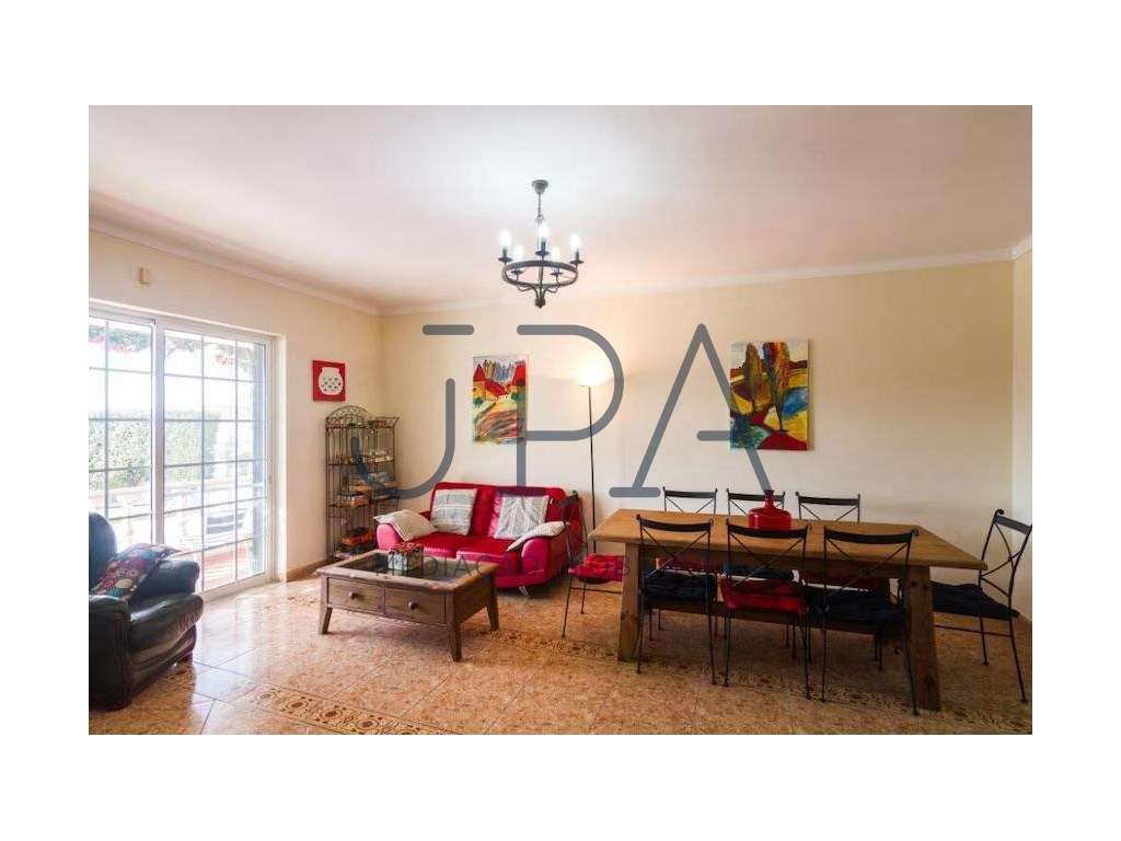 Moradia Isolada V4 +1 com Piscina e Garagem,Quinta do Sobral-17