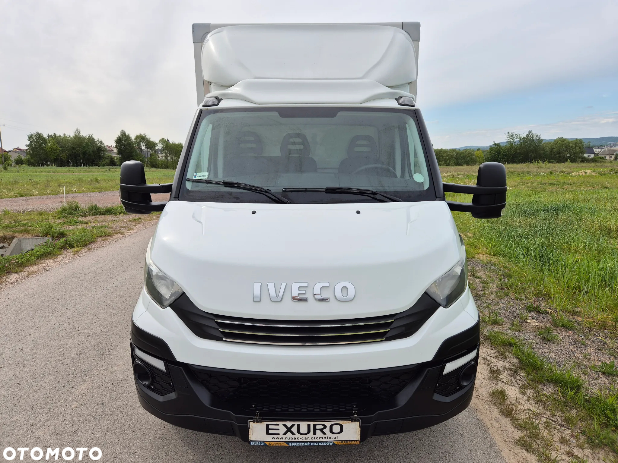 Iveco DAILY 35S15 35-150 3.0HPI KONTENER 8-EP WINDA BAR 750KG BOCZNE DRZWI 2017R Salon PL - 3