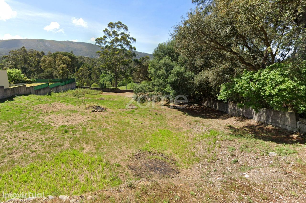 Terreno Urbano com 1.200m2 para Construção