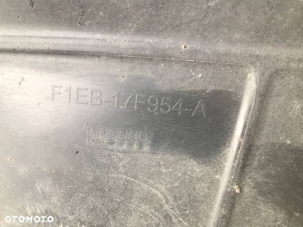 Zderzak tylny FORD FOCUS MK3 III HB LIFT 14-18  F1EB-17F954-A - 10