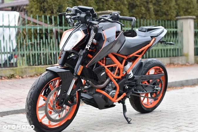 KTM Duke - 17