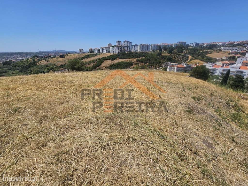 Situado na Ramada, 1800 m² terreno - Excelente Oportunidade de Inve...-12