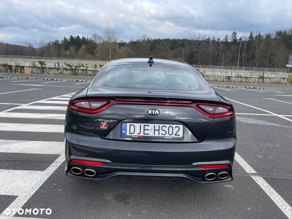 Kia Stinger 2.0 T-GDI L - 20