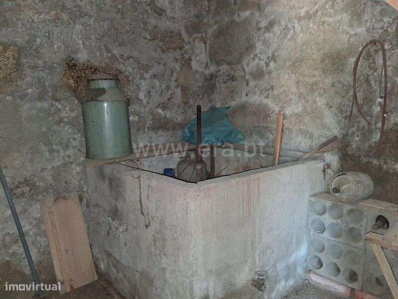 Moradia T2 / Seia, Seia, São Romão e Lapa dos Dinheiros - Grande imagem: 5/17