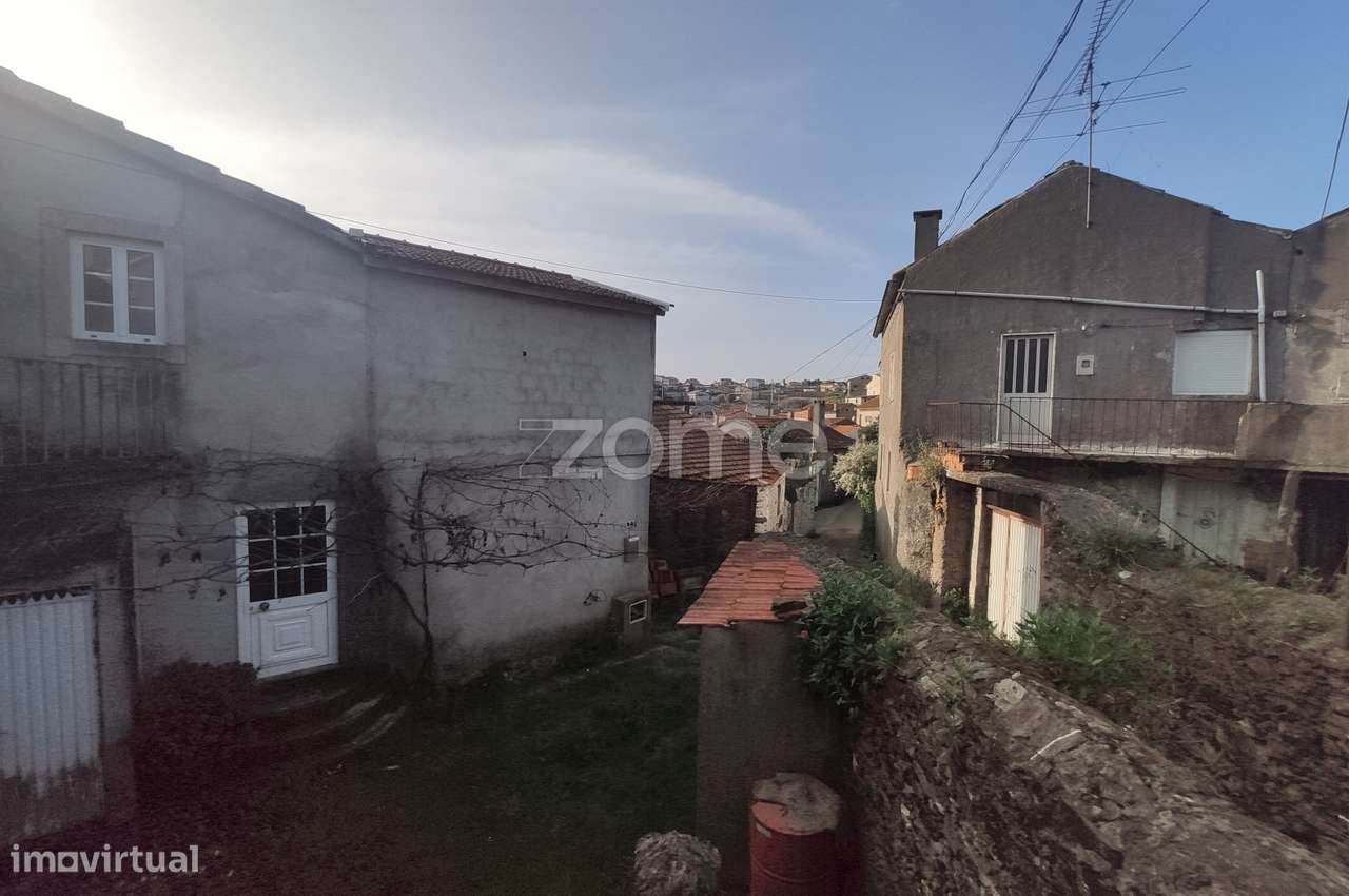 Moradia para Restaurar em Aveleira nos arredores de Coimbra - Grande imagem: 5/29