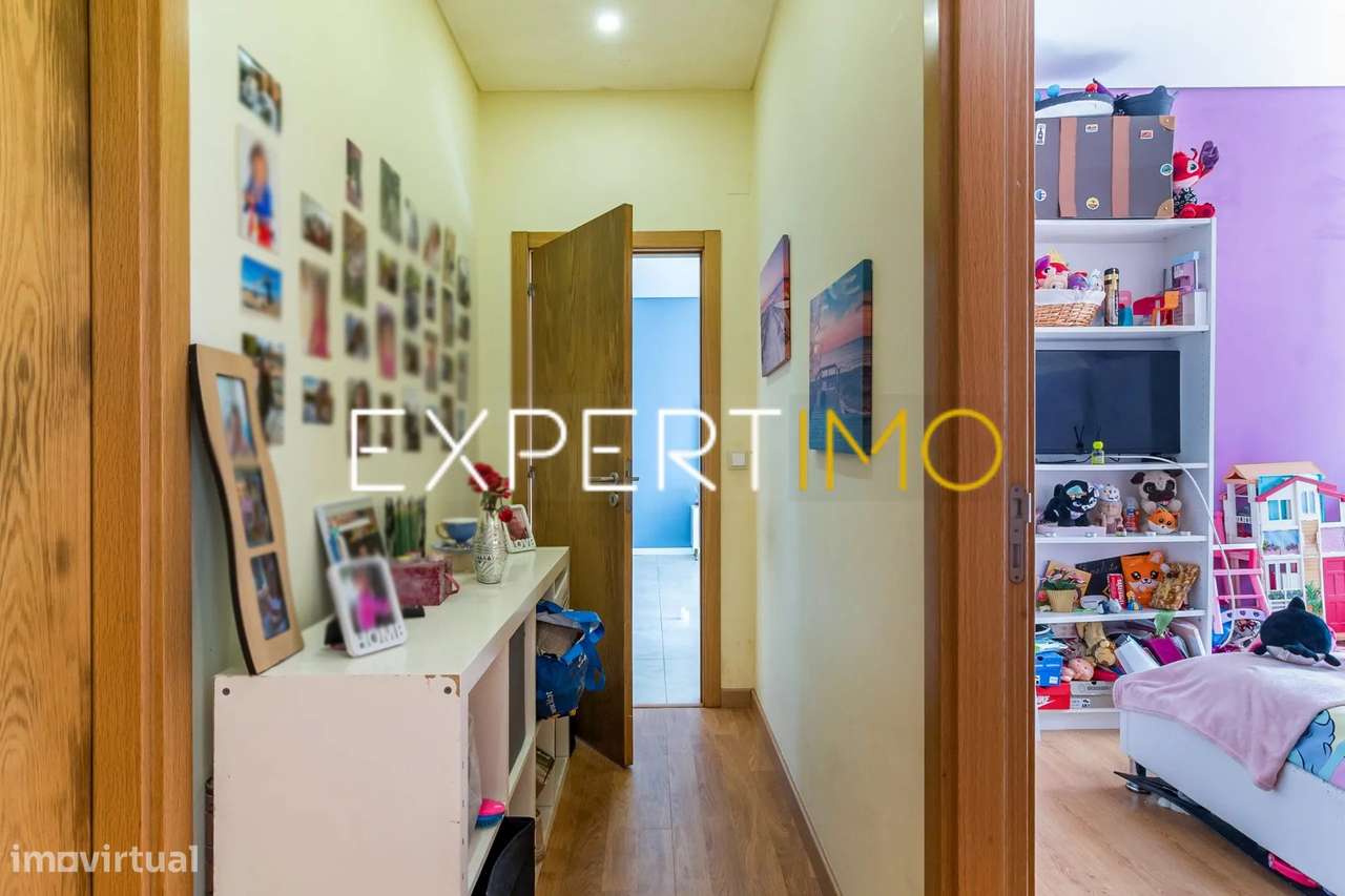 Apartamento T3, com 3 lugares de parqueamento a 10 minutos Lisboa -...-14