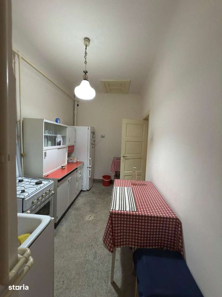 Zona Caraiman, Târgoviște! Casă de vânzare-8