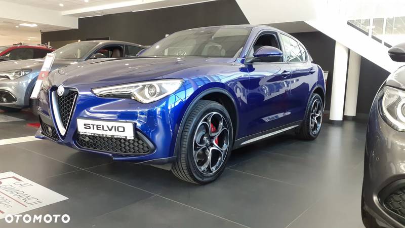 Alfa Romeo Stelvio 2.0 Turbo TI Q4 - 1