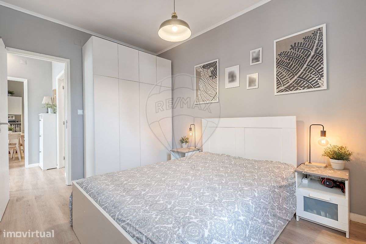 Moradia T2 para venda - Grande imagem: 2/17