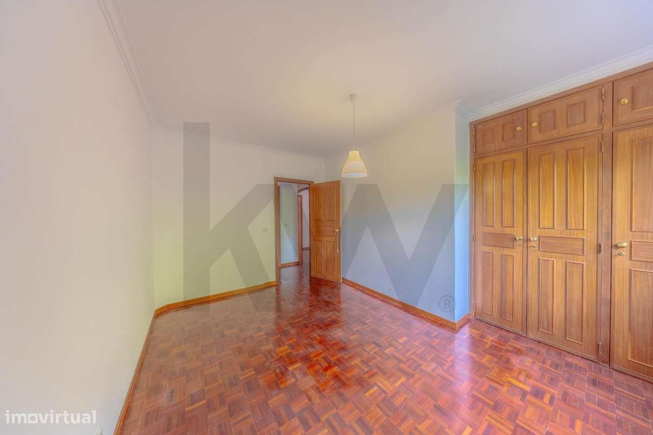 T3 + 2 Duplex com Jardim privativo e Garagem em Cascais - Carcavelos P - Grande imagem: 5/40