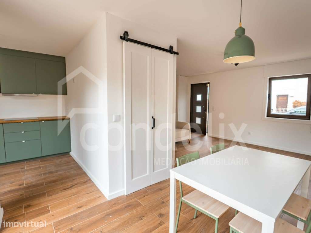 Moradia T2 · totalmente remodelada · Bairro da Vilarinha, Porto-17