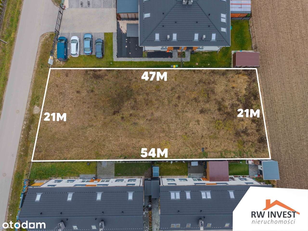 Działka budowlana 1050m2 - wszystkie media przy działce-2