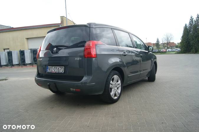 Peugeot 5008 1.6 HDi Premium - 13