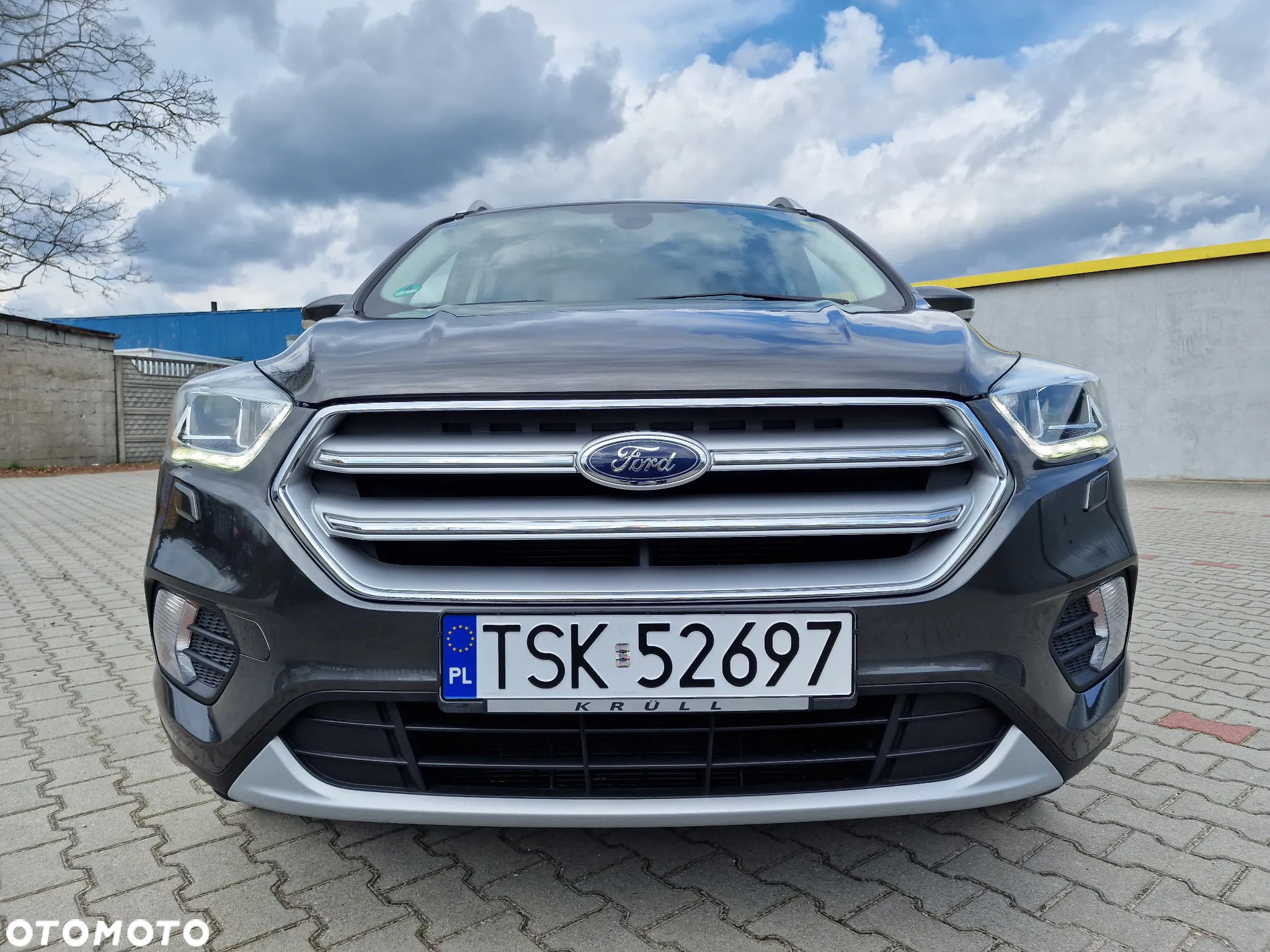 Ford Kuga - 9