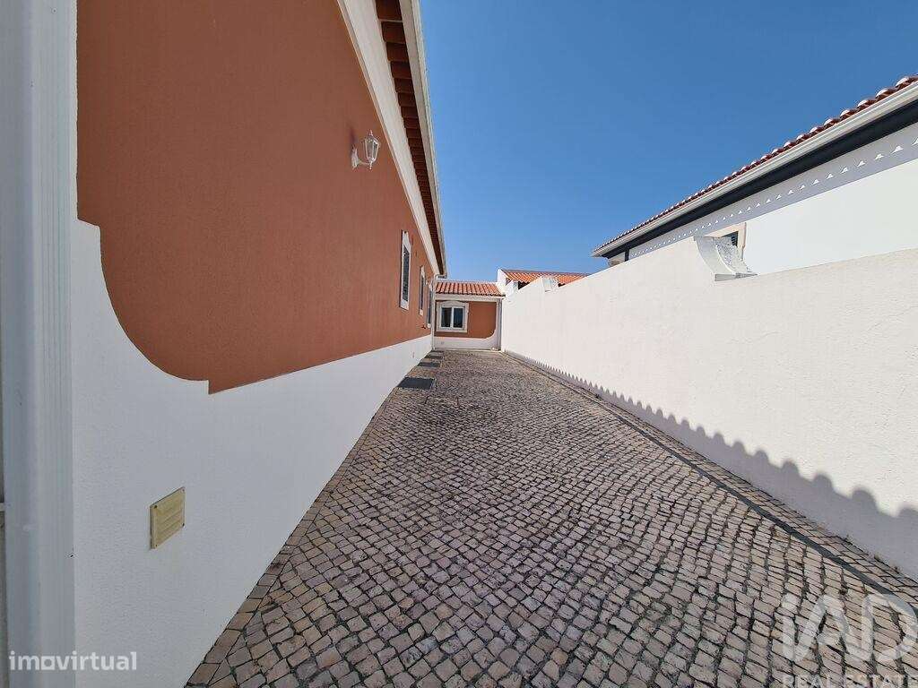 Casa / Villa T3 em Bombarral e Vale Covo de 252,00 m2 - Grande imagem: 4/28