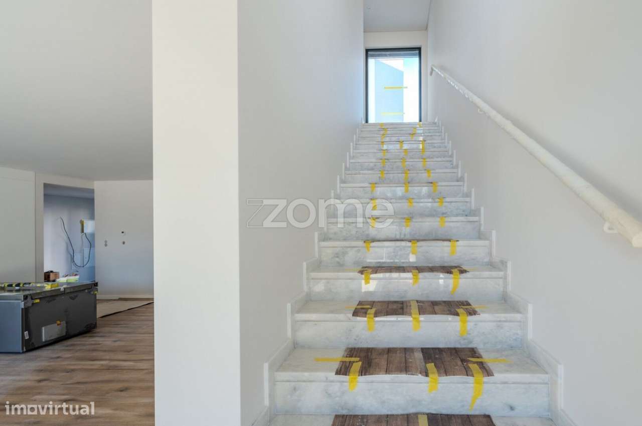 Moradia T3 c/garagem e piscina aquecida, a 15 mins de Lisboa / Cascais-10