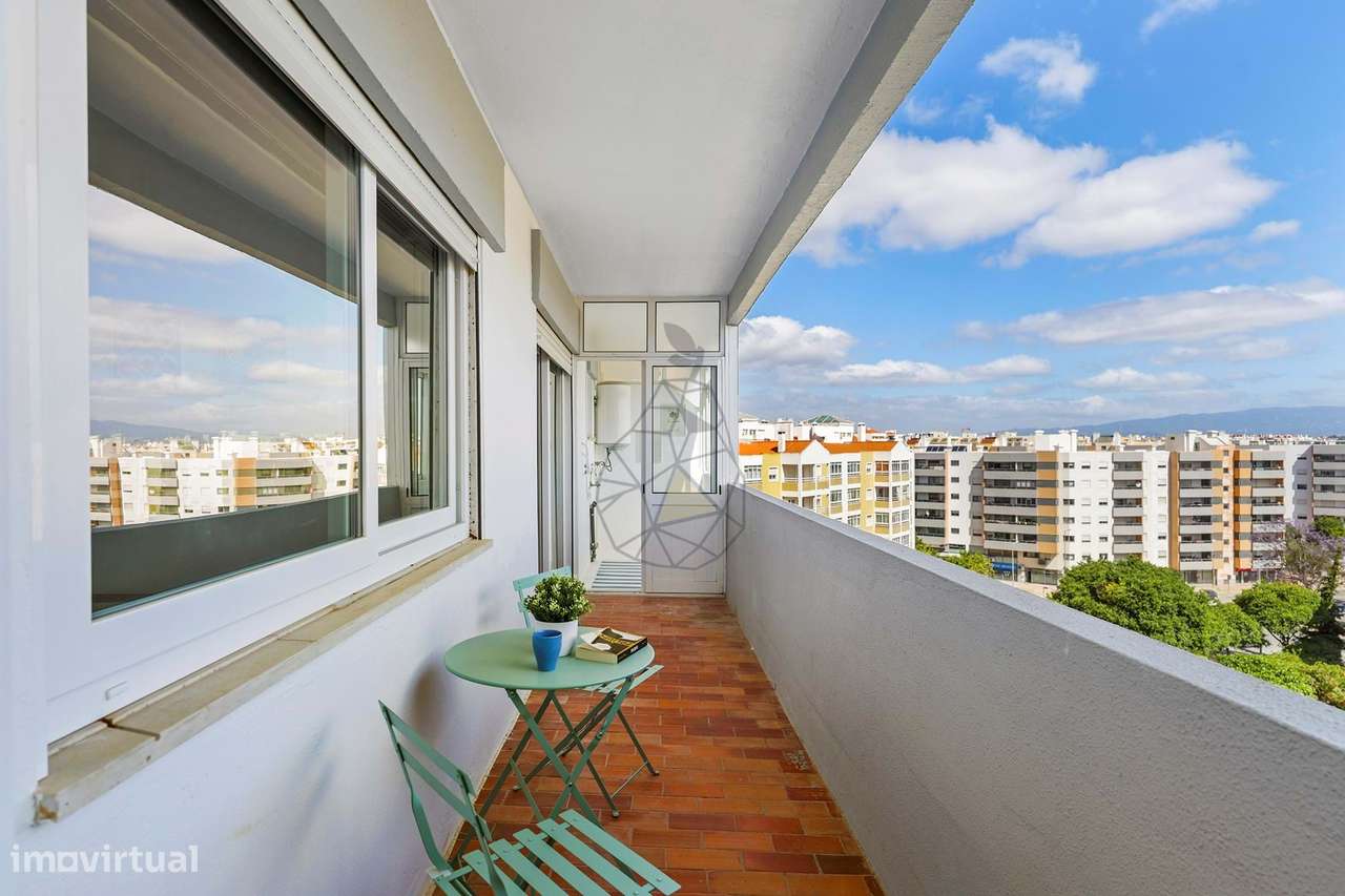 Apartamento Renovado T1 no Centro de Portimão-14
