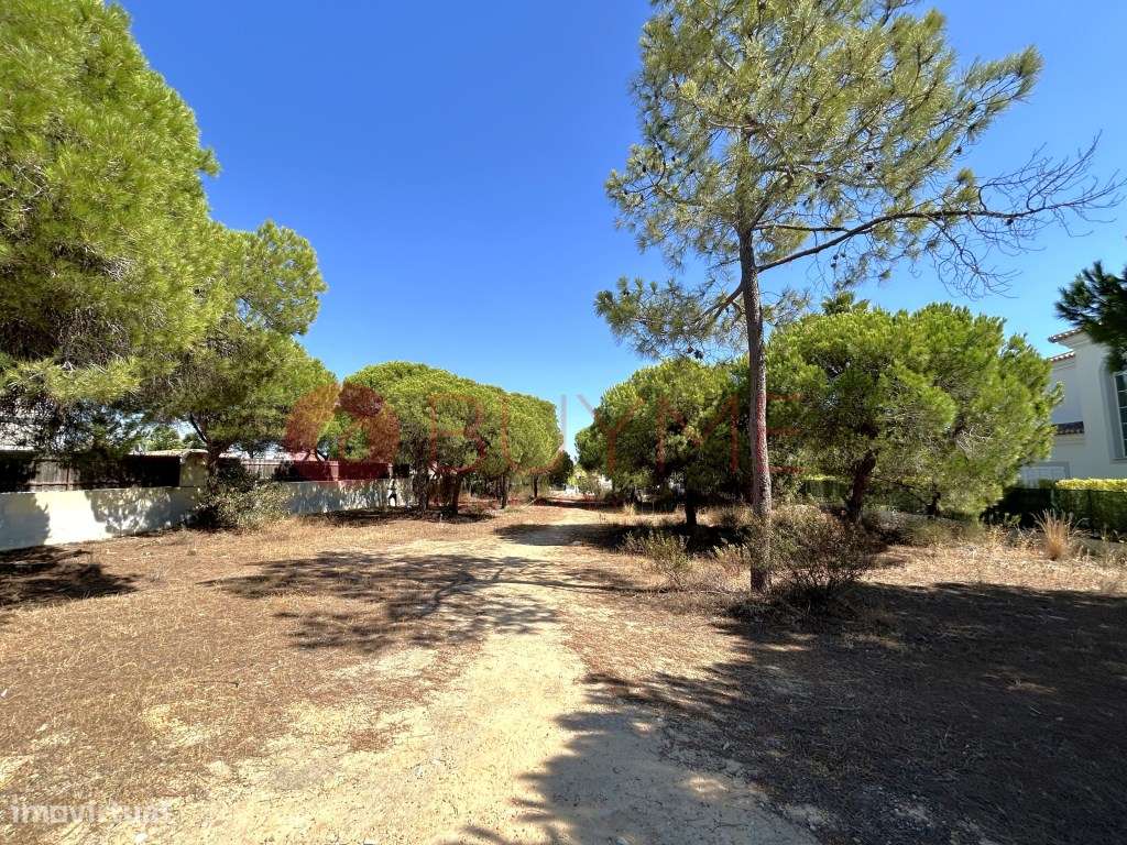 Lote Exclusivo para Moradia nas Varandas do Lago, Almancil - Grande imagem: 5/9