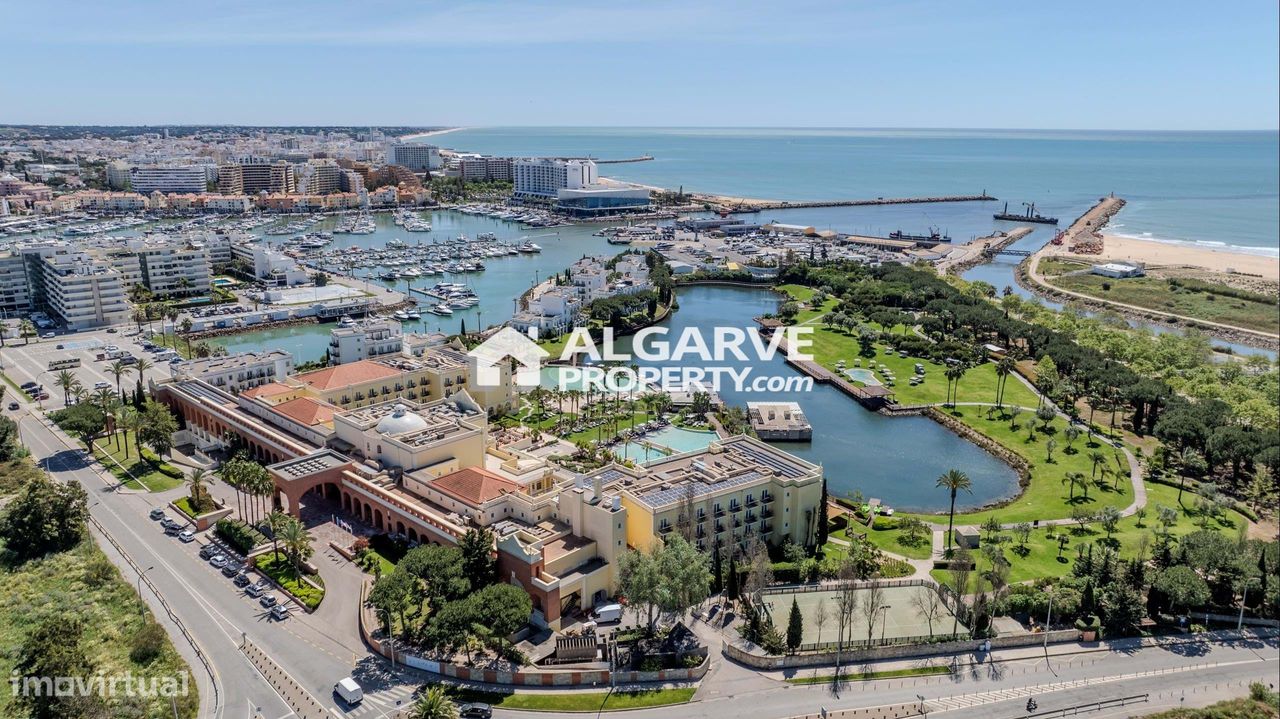 Apartamento T2 no condomínio de luxo  Lake Resort em Vilamoura, Algarv