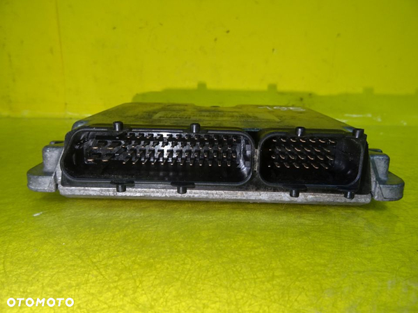 KOMPUTER SILNIKA AUDI A3 8L 06A906018C / 0261204127 NR195 - 3