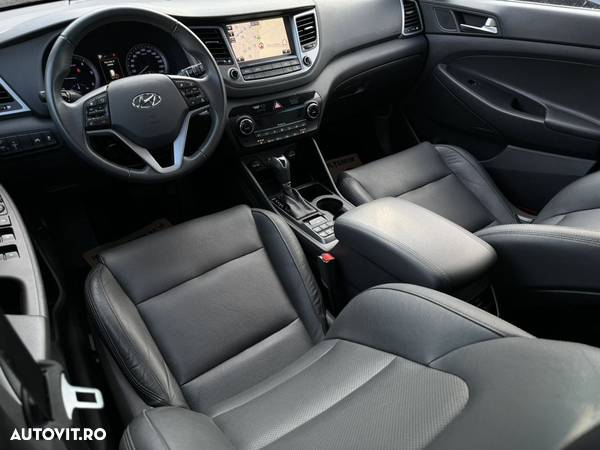 Hyundai Tucson 2.0 CRDi 4WD Automatik Style - 32