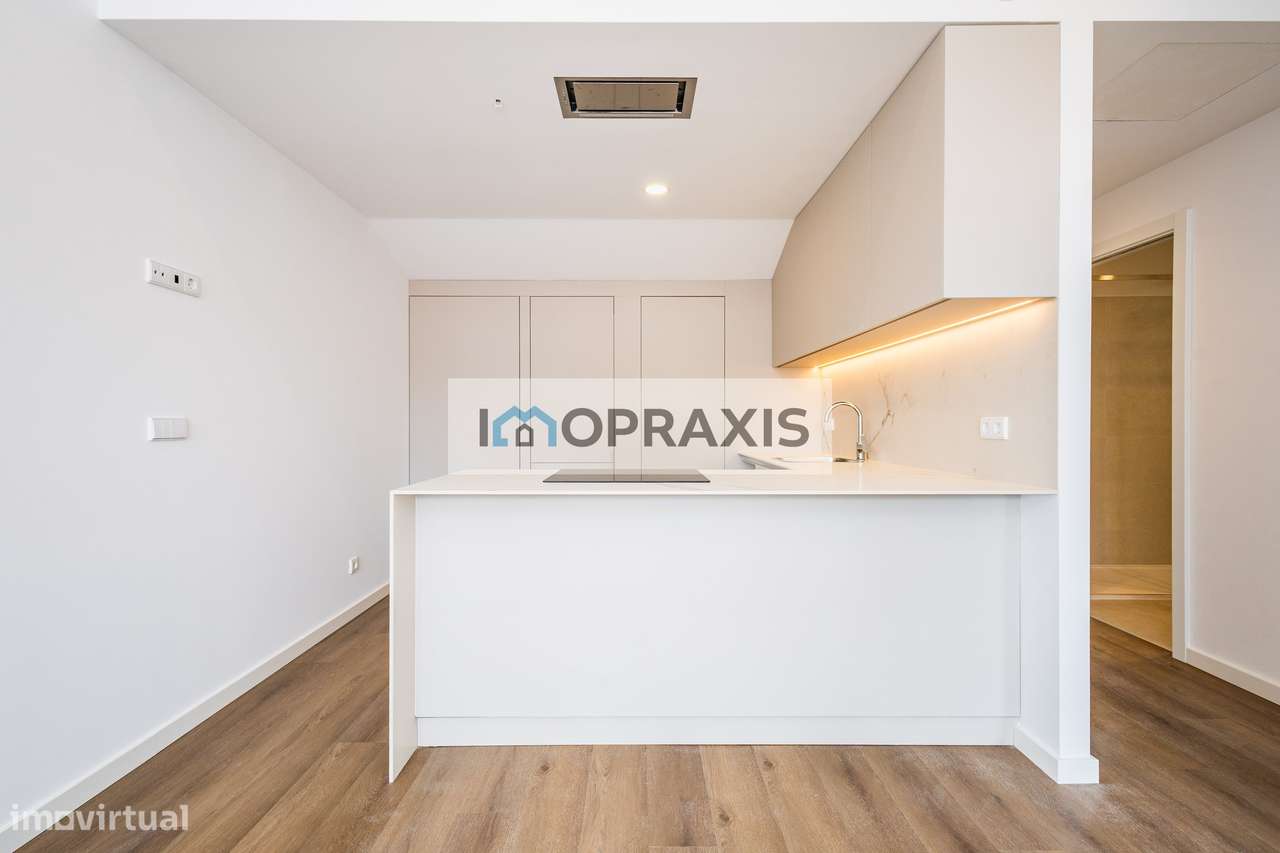 Apartamento T1 Moderno –Leiria- Vista Privilegiada para o Castelo-4