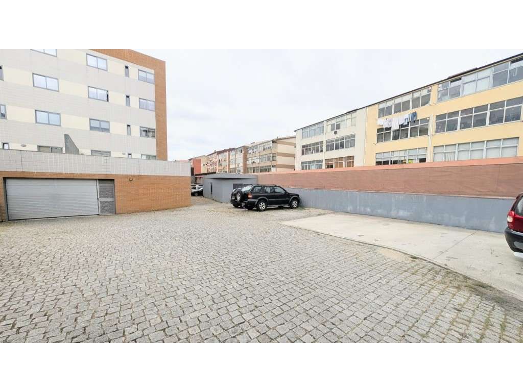Oportunidade | T2 Semi-Novo Próximo da Estação de Ermesinde-21
