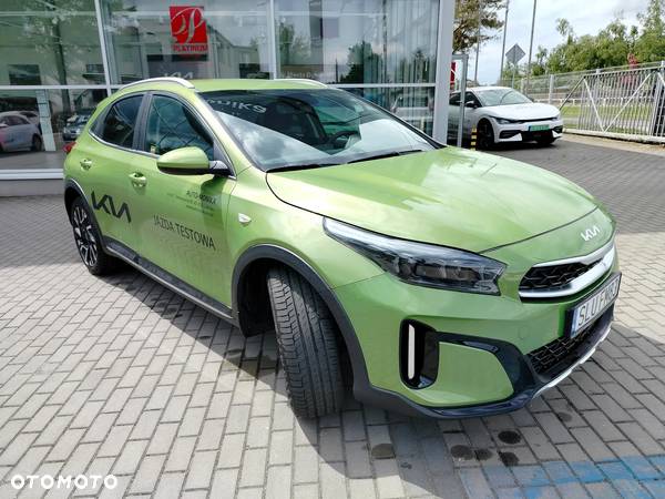 Kia XCeed 1.5 T-GDI M - 3