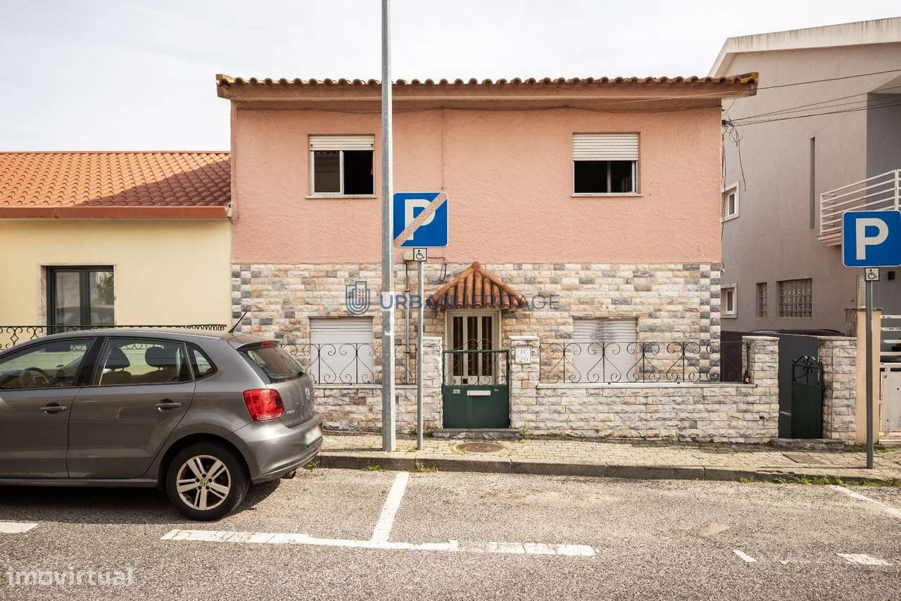 Moradia Geminada T5 Venda em Mina de Água,Amadora - Grande imagem: 2/45