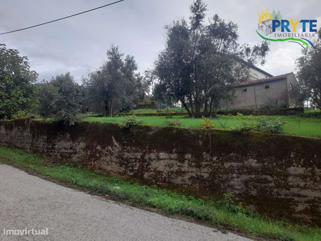 Moradia de tipologia T2 situada a 5 minutos da Vila da Sertã-42