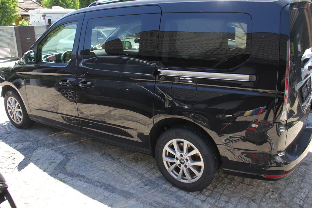 Ford Tourneo Connect Grand 2024