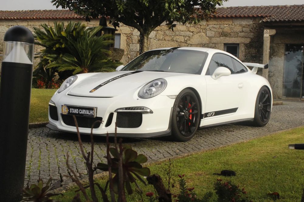 Porsche 911 (991) 2014 - Veículo em destaque