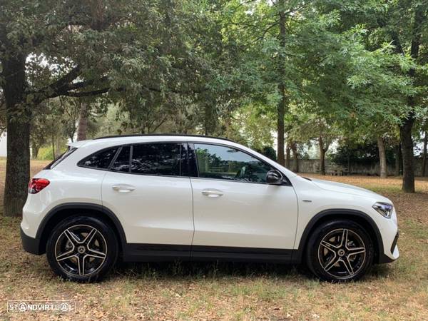 Mercedes-Benz GLA 220 d 4Matic AMG Line - 10