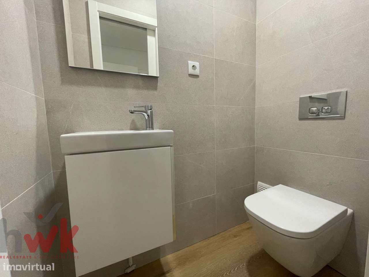 T2 Novo (2025) com 2 Suítes, Terraço e Garagem Box-21