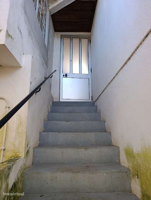 Moradia T4 p/remodelar, Póvoa, Figueira de Lorvão, a 20 km de Coimbra-19