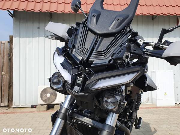 Yamaha MT - 22