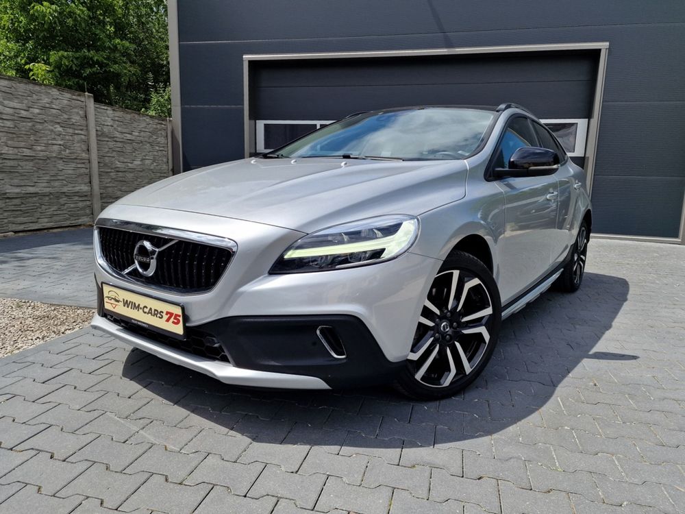 Volvo V40 D2 Geartronic Momentum 2019