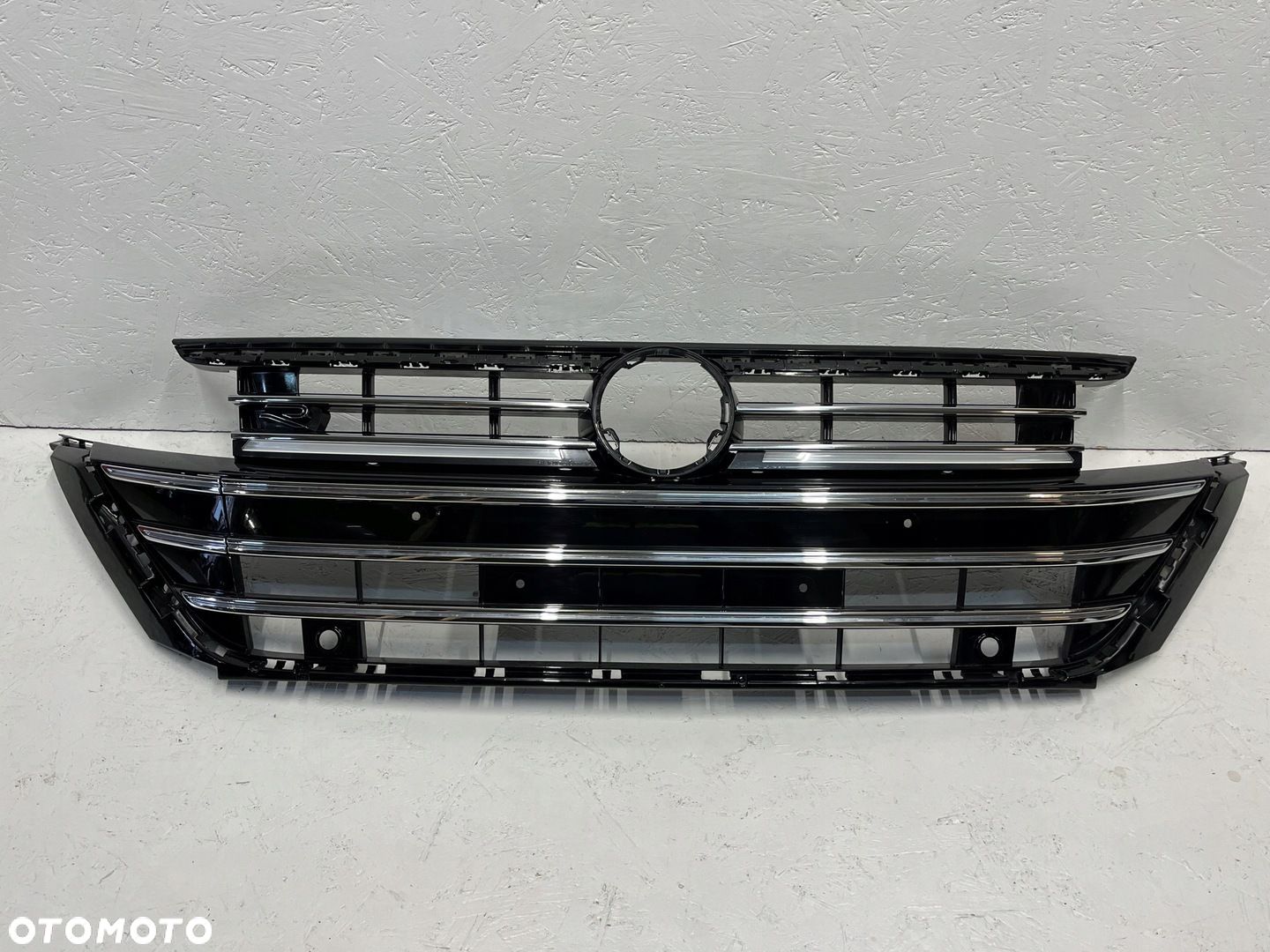 VW ARTEON 3G8 LIFT R-LINE LED GRILL ATRAPA ORG 3G8853655E - 1