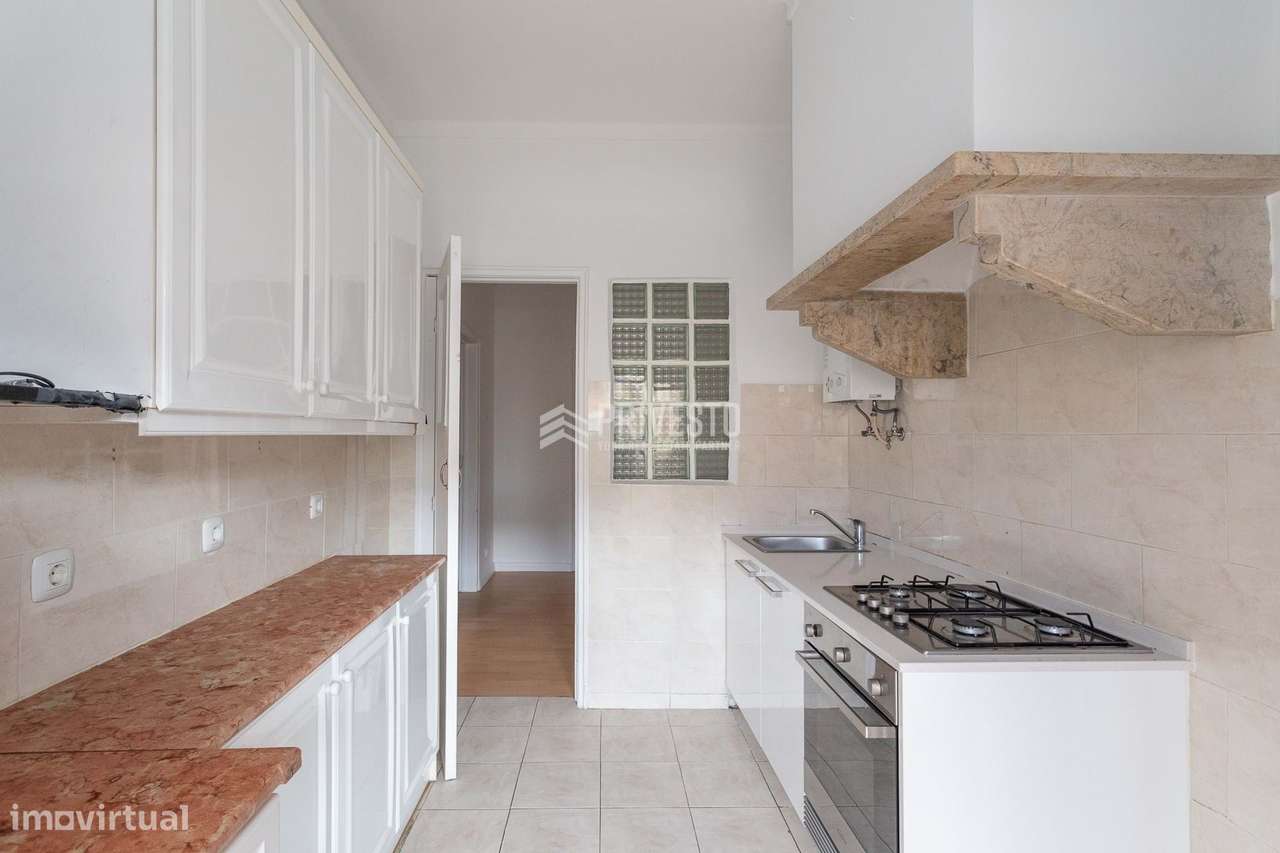 Apartamento T1 + 1 com excelentes áreas - Agualva-Cacém - Grande imagem: 5/15