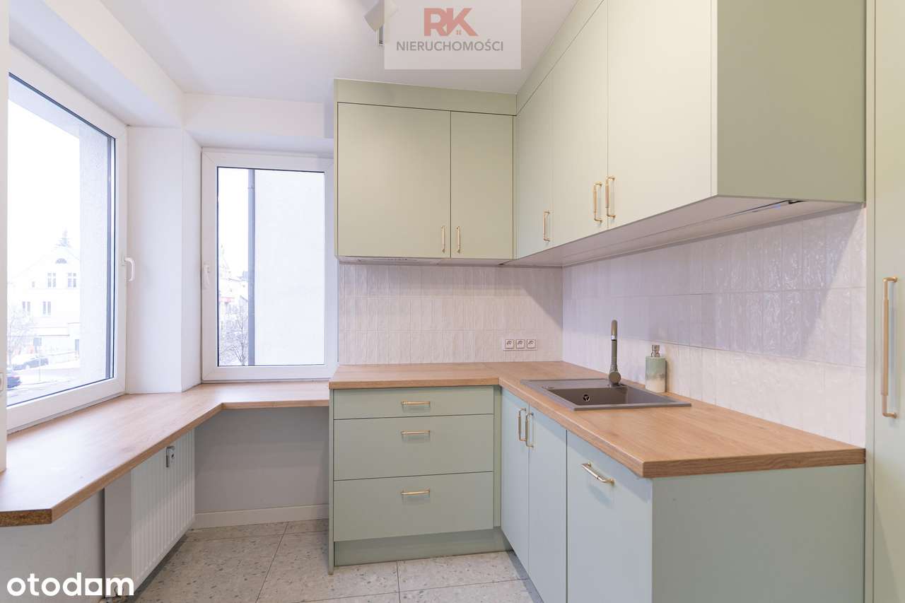 Do sprzedania mieszkanie po generalnym remoncie (2 pokoje, centrum)-0