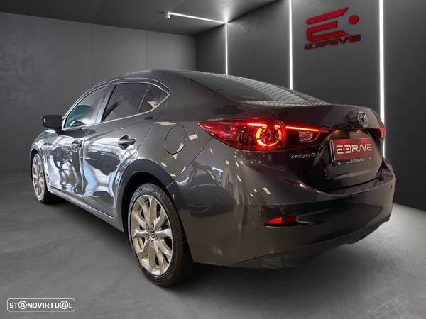 Mazda 3 1.5 Sky-D Excellence Navi - 4