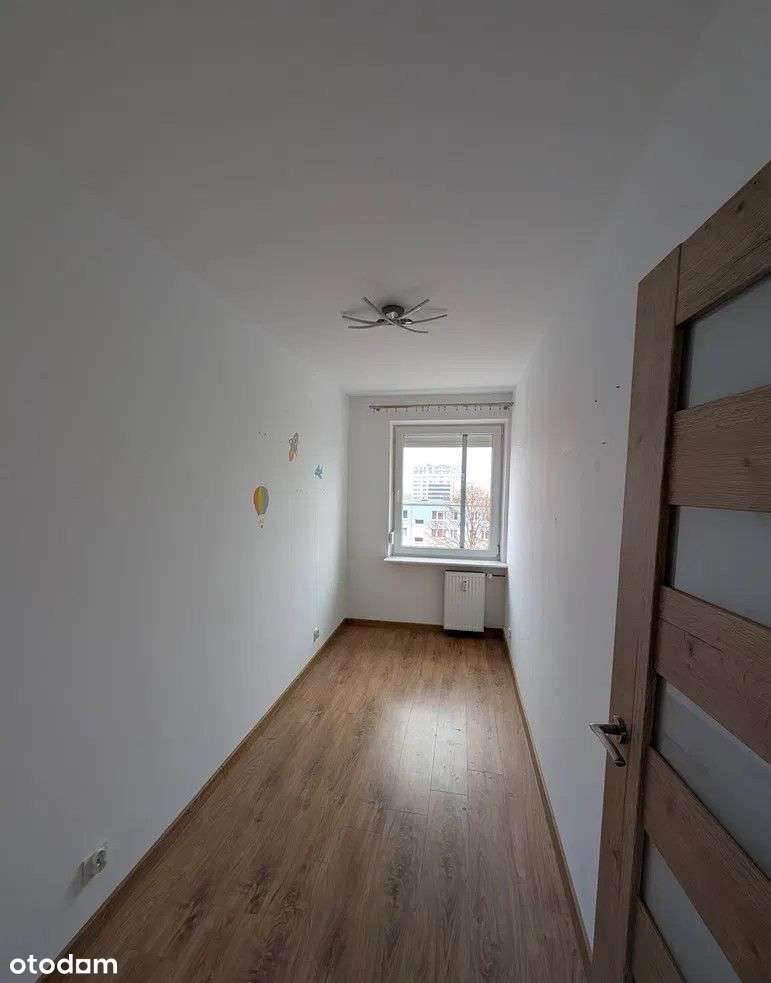 os. Kosmonautów, 3 pokoje, po remoncie!-7