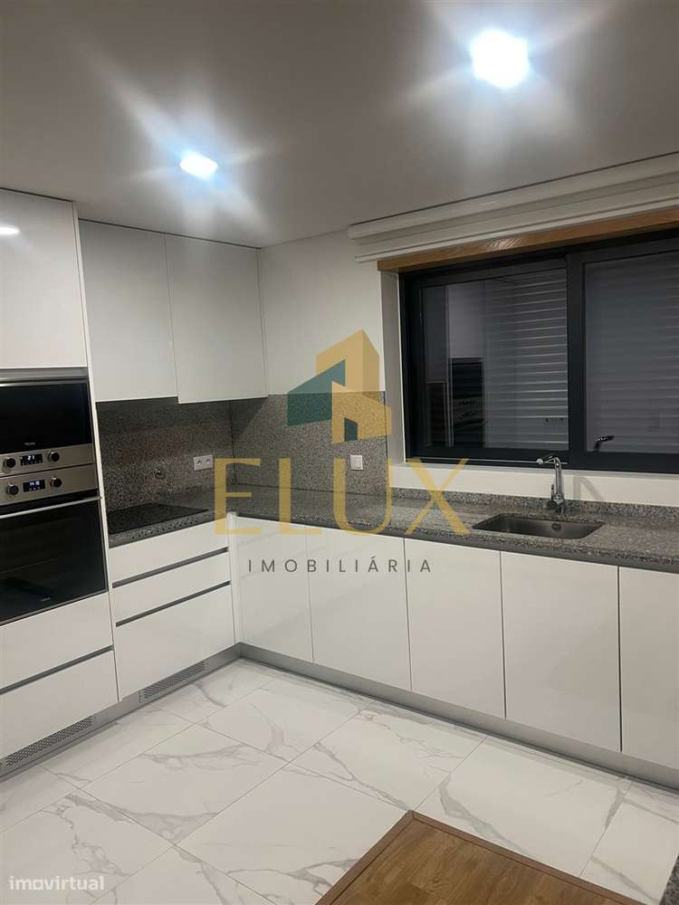 Apartamento T3 Venda em Caldas de Vizela (São Miguel e São João),Vizel-13