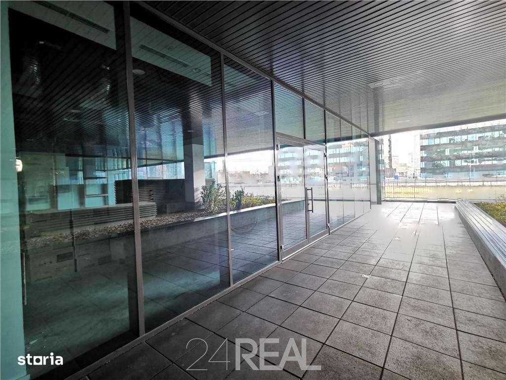 Class A Office Building -  myHive MetrOffice - de la 63 mp - Imagine principală: 3/12