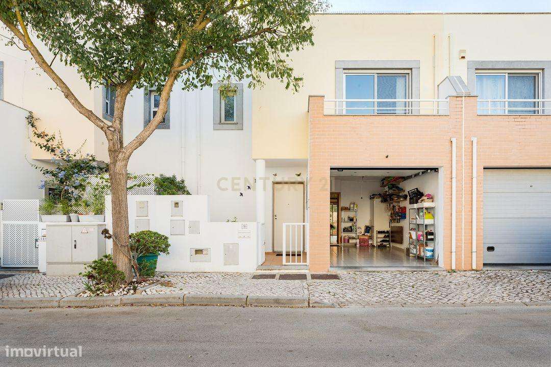 Moradia T3 com garagem e espaço exterior — Luz de Tavira, Tavira - Grande imagem: 5/24
